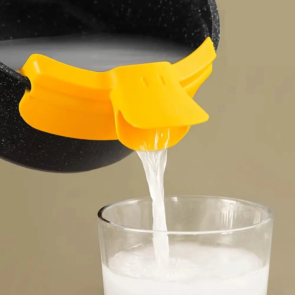 With round Mouth Edge Anti-Spill Duckbill Drain Pour Soup Leak-Proof Pans Side Clip Silicone Soup Diversion Liquid Funnel Pans